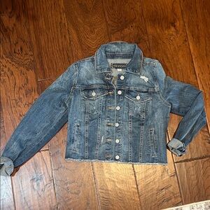 Maurices Cropped Denim Jacket • Distressed • Button Front • Size Small
